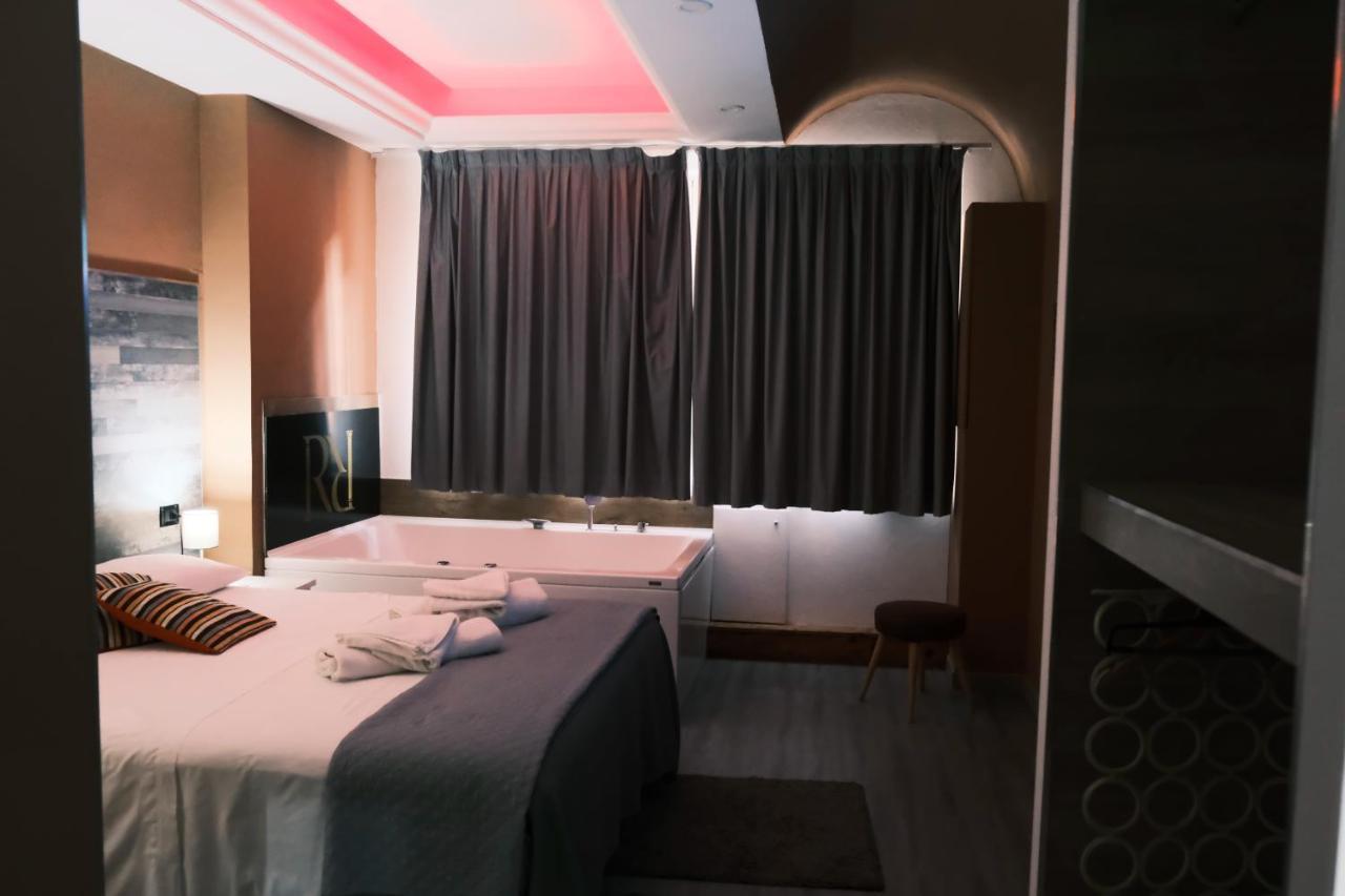 Royalty Rooms & Spa Nápoles Exterior foto